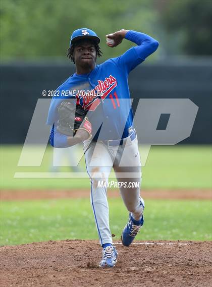 Thumbnail 1 in Serra vs La Salle photogallery.