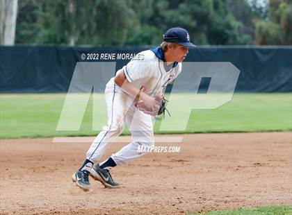 Thumbnail 1 in Serra vs La Salle photogallery.
