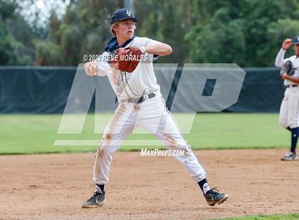 Thumbnail 1 in Serra vs La Salle photogallery.