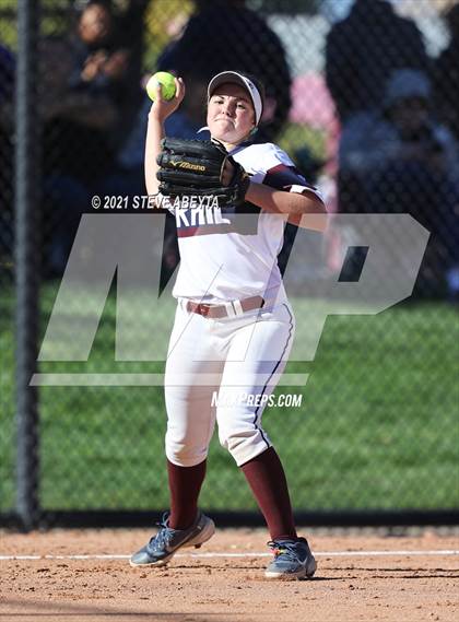 Thumbnail 3 in Legend vs. Cherokee Trail (CHSAA 5A 1st Round Playoff) photogallery.