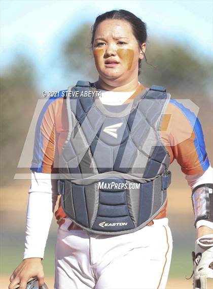Thumbnail 1 in Legend vs. Cherokee Trail (CHSAA 5A 1st Round Playoff) photogallery.