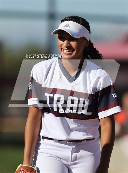 Thumbnail 2 in Legend vs. Cherokee Trail (CHSAA 5A 1st Round Playoff) photogallery.