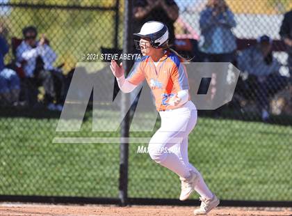 Thumbnail 2 in Legend vs. Cherokee Trail (CHSAA 5A 1st Round Playoff) photogallery.