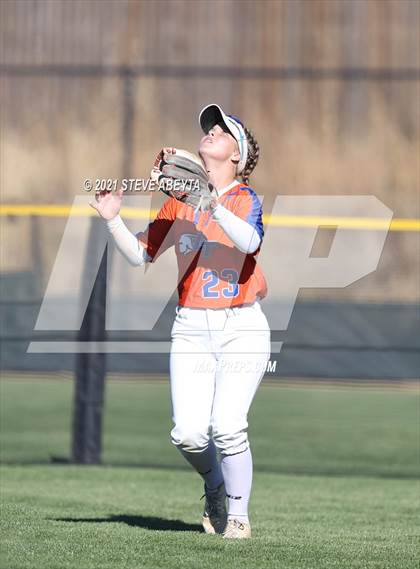 Thumbnail 2 in Legend vs. Cherokee Trail (CHSAA 5A 1st Round Playoff) photogallery.