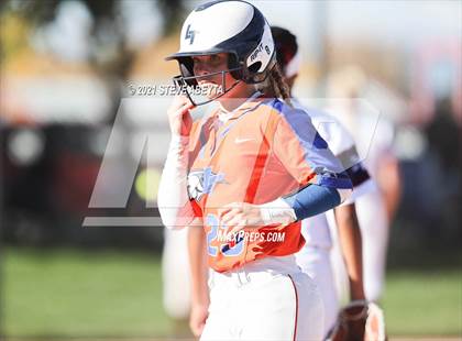 Thumbnail 2 in Legend vs. Cherokee Trail (CHSAA 5A 1st Round Playoff) photogallery.