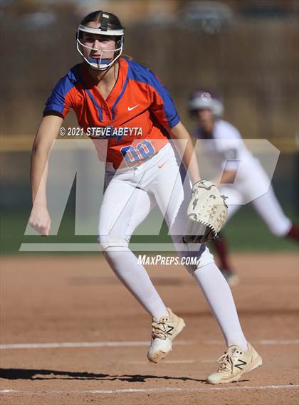 Thumbnail 3 in Legend vs. Cherokee Trail (CHSAA 5A 1st Round Playoff) photogallery.