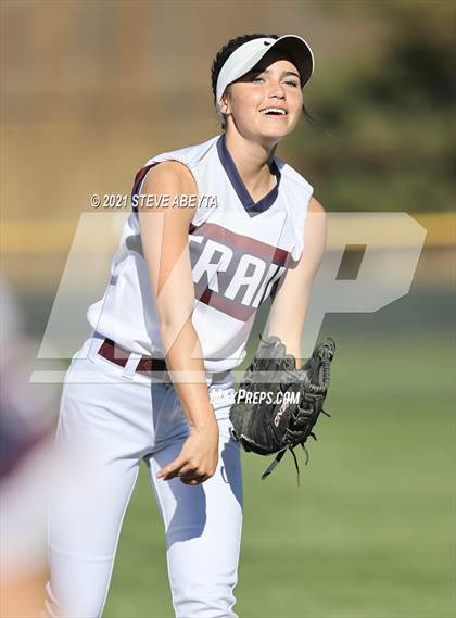 Thumbnail 3 in Legend vs. Cherokee Trail (CHSAA 5A 1st Round Playoff) photogallery.