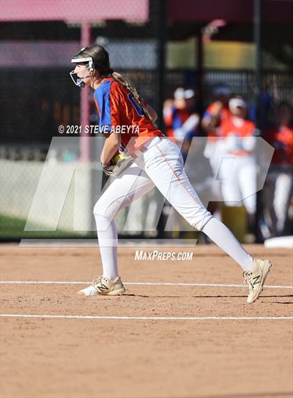 Thumbnail 1 in Legend vs. Cherokee Trail (CHSAA 5A 1st Round Playoff) photogallery.