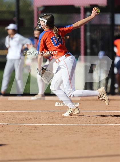 Thumbnail 3 in Legend vs. Cherokee Trail (CHSAA 5A 1st Round Playoff) photogallery.