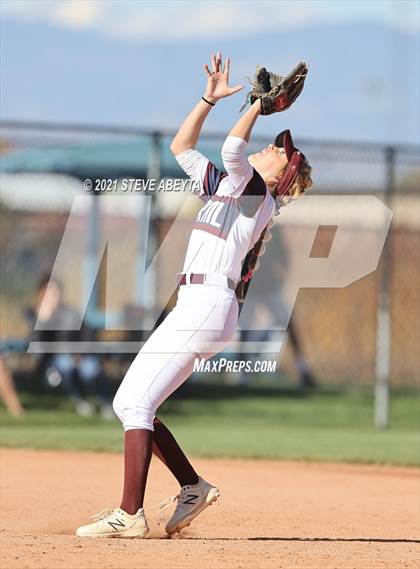 Thumbnail 1 in Legend vs. Cherokee Trail (CHSAA 5A 1st Round Playoff) photogallery.