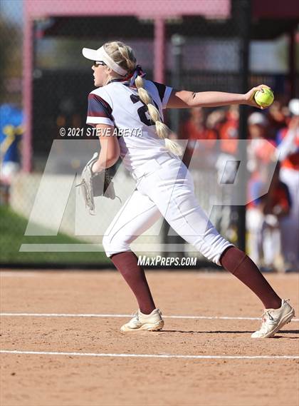 Thumbnail 3 in Legend vs. Cherokee Trail (CHSAA 5A 1st Round Playoff) photogallery.