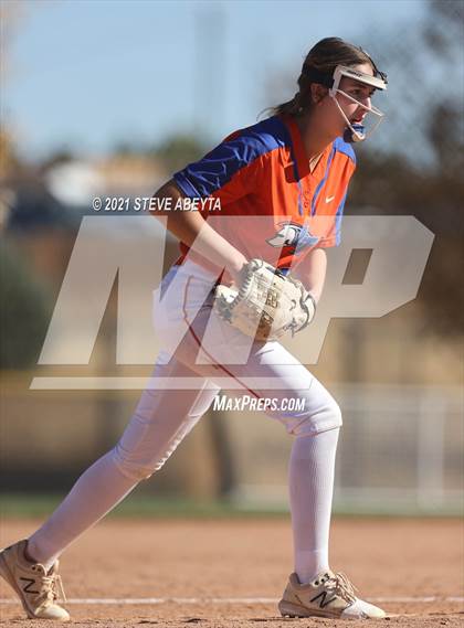 Thumbnail 2 in Legend vs. Cherokee Trail (CHSAA 5A 1st Round Playoff) photogallery.