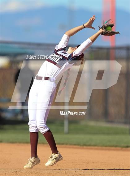 Thumbnail 2 in Legend vs. Cherokee Trail (CHSAA 5A 1st Round Playoff) photogallery.