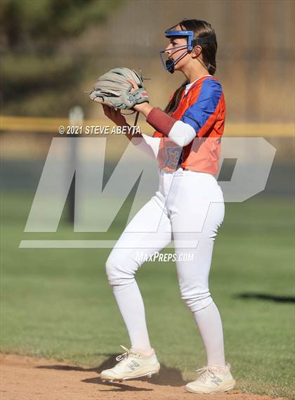 Thumbnail 3 in Legend vs. Cherokee Trail (CHSAA 5A 1st Round Playoff) photogallery.