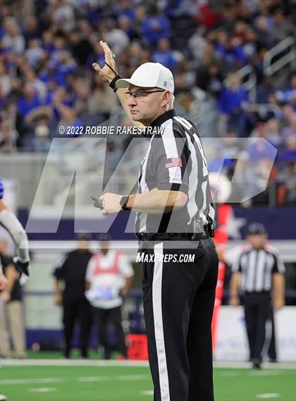 Thumbnail 2 in Poth @ Gunter (UIL 3A Division 2 Final) photogallery.