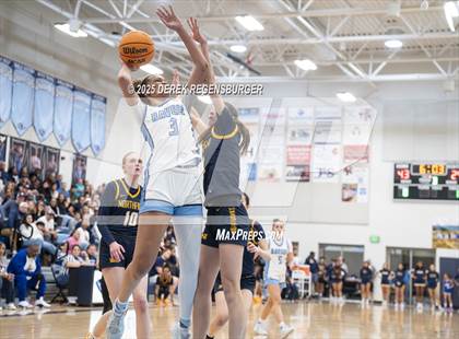 Thumbnail 3 in Riverdale Ridge vs Northfield (CHSAA 6A Playoffs Round 1) photogallery.