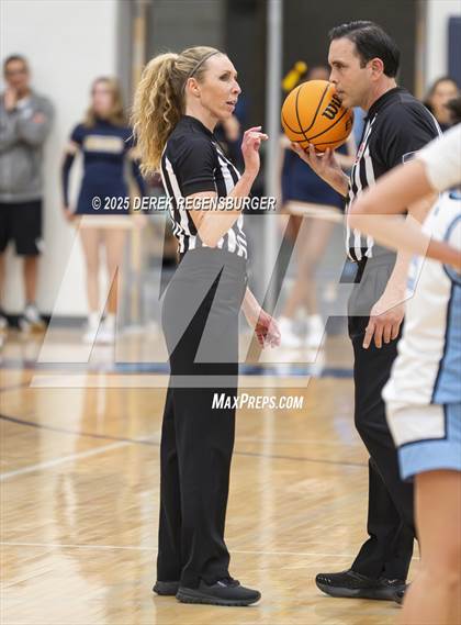 Thumbnail 3 in Riverdale Ridge vs Northfield (CHSAA 6A Playoffs Round 1) photogallery.