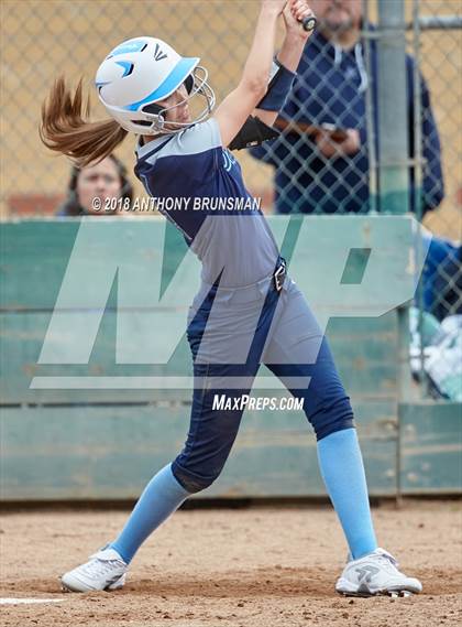 Thumbnail 3 in Oakmont vs. Reed (Preseason Tournament) photogallery.