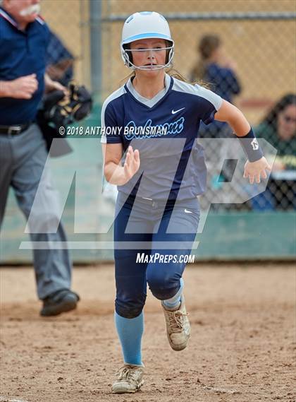 Thumbnail 3 in Oakmont vs. Reed (Preseason Tournament) photogallery.