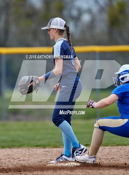 Thumbnail 2 in Oakmont vs. Reed (Preseason Tournament) photogallery.