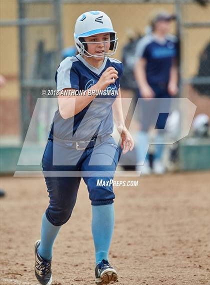 Thumbnail 3 in Oakmont vs. Reed (Preseason Tournament) photogallery.