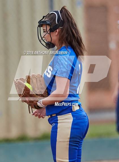 Thumbnail 2 in Oakmont vs. Reed (Preseason Tournament) photogallery.