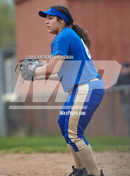 Thumbnail 3 in Oakmont vs. Reed (Preseason Tournament) photogallery.