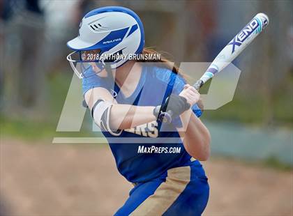 Thumbnail 3 in Oakmont vs. Reed (Preseason Tournament) photogallery.