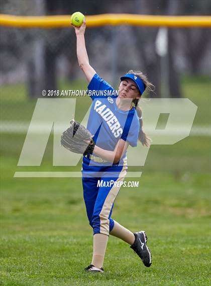 Thumbnail 1 in Oakmont vs. Reed (Preseason Tournament) photogallery.