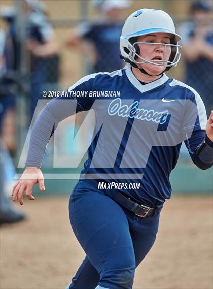 Thumbnail 3 in Oakmont vs. Reed (Preseason Tournament) photogallery.