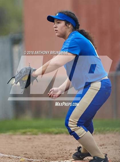 Thumbnail 2 in Oakmont vs. Reed (Preseason Tournament) photogallery.