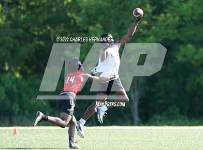 Thumbnail 3 in Harker Heights vs Tompkins (Texas 7 on 7 State Qualifier) photogallery.