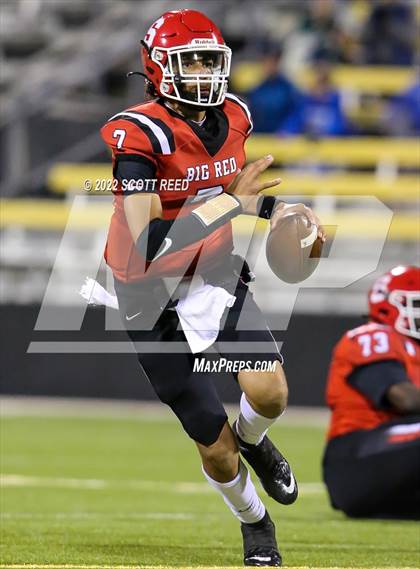 Thumbnail 1 in Steubenville vs. Wyoming (OHSAA Div 4 State Semifinal) photogallery.