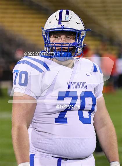 Thumbnail 2 in Steubenville vs. Wyoming (OHSAA Div 4 State Semifinal) photogallery.