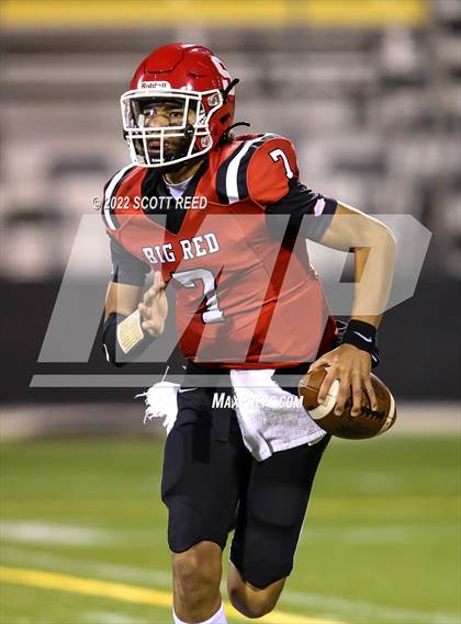 Thumbnail 1 in Steubenville vs. Wyoming (OHSAA Div 4 State Semifinal) photogallery.
