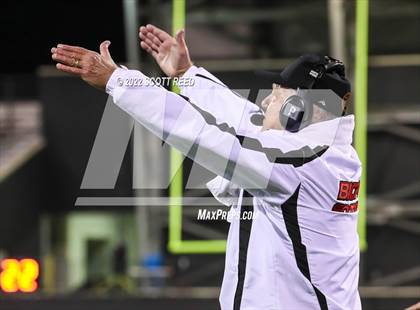 Thumbnail 1 in Steubenville vs. Wyoming (OHSAA Div 4 State Semifinal) photogallery.