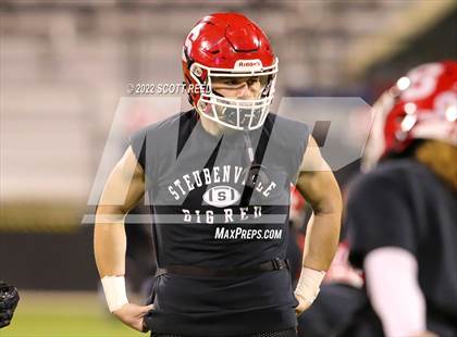 Thumbnail 3 in Steubenville vs. Wyoming (OHSAA Div 4 State Semifinal) photogallery.