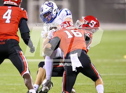 Thumbnail 2 in Steubenville vs. Wyoming (OHSAA Div 4 State Semifinal) photogallery.