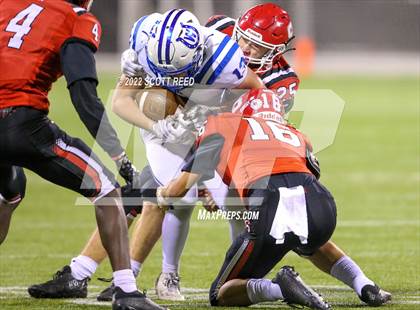 Thumbnail 1 in Steubenville vs. Wyoming (OHSAA Div 4 State Semifinal) photogallery.