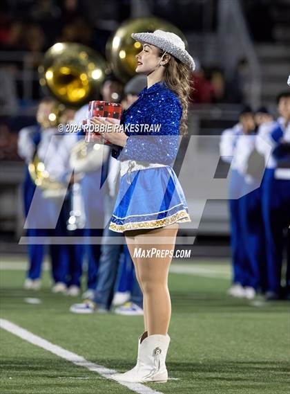 Thumbnail 1 in Chapel Hill vs. Kilgore (UIL 4A DI Regional Final) photogallery.