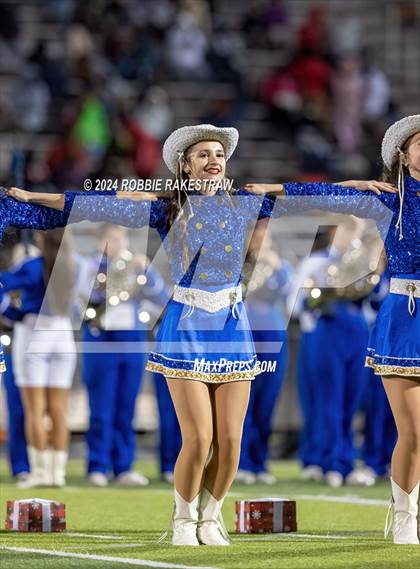 Thumbnail 2 in Chapel Hill vs. Kilgore (UIL 4A DI Regional Final) photogallery.