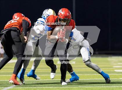 Thumbnail 3 in Chapel Hill vs. Kilgore (UIL 4A DI Regional Final) photogallery.