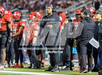 Thumbnail 2 in Chapel Hill vs. Kilgore (UIL 4A DI Regional Final) photogallery.