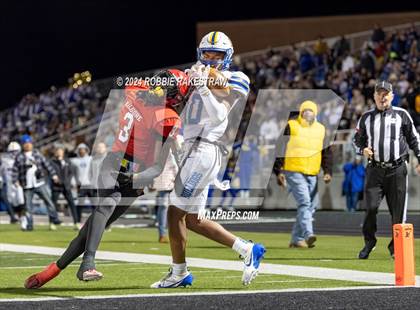 Thumbnail 3 in Chapel Hill vs. Kilgore (UIL 4A DI Regional Final) photogallery.