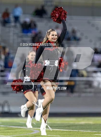 Thumbnail 2 in Chapel Hill vs. Kilgore (UIL 4A DI Regional Final) photogallery.