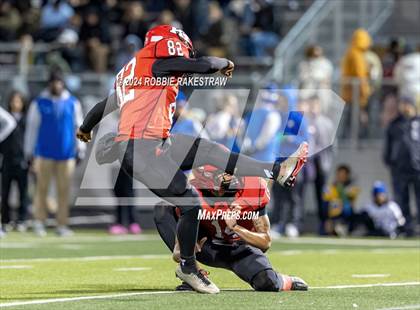 Thumbnail 3 in Chapel Hill vs. Kilgore (UIL 4A DI Regional Final) photogallery.
