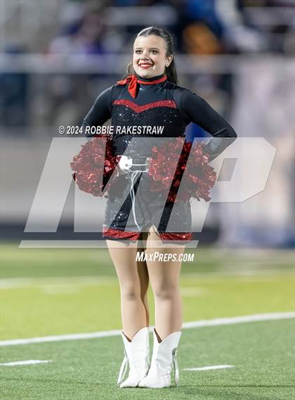Thumbnail 2 in Chapel Hill vs. Kilgore (UIL 4A DI Regional Final) photogallery.
