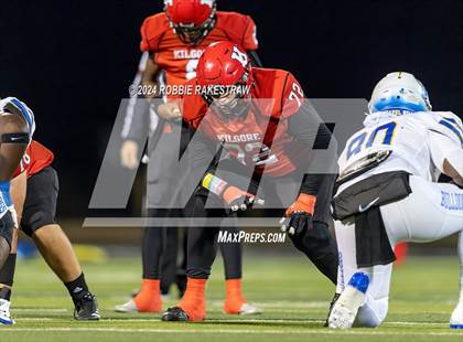Thumbnail 2 in Chapel Hill vs. Kilgore (UIL 4A DI Regional Final) photogallery.