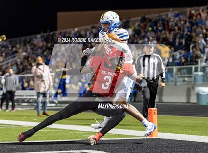 Thumbnail 2 in Chapel Hill vs. Kilgore (UIL 4A DI Regional Final) photogallery.