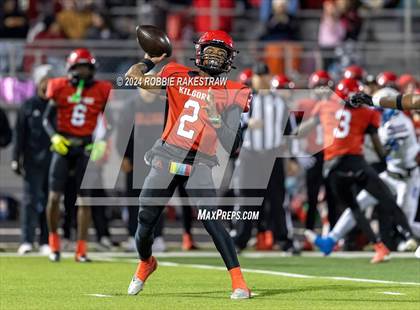 Thumbnail 1 in Chapel Hill vs. Kilgore (UIL 4A DI Regional Final) photogallery.